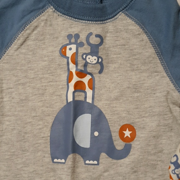 ☆NWT☆Gender Neutral Baby Layette Set*Old Navy Baby - Picture 4 of 8